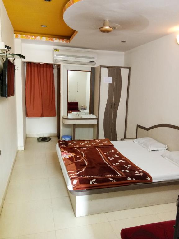 Hotel Sudarshan Nāthdwāra Zewnętrze zdjęcie